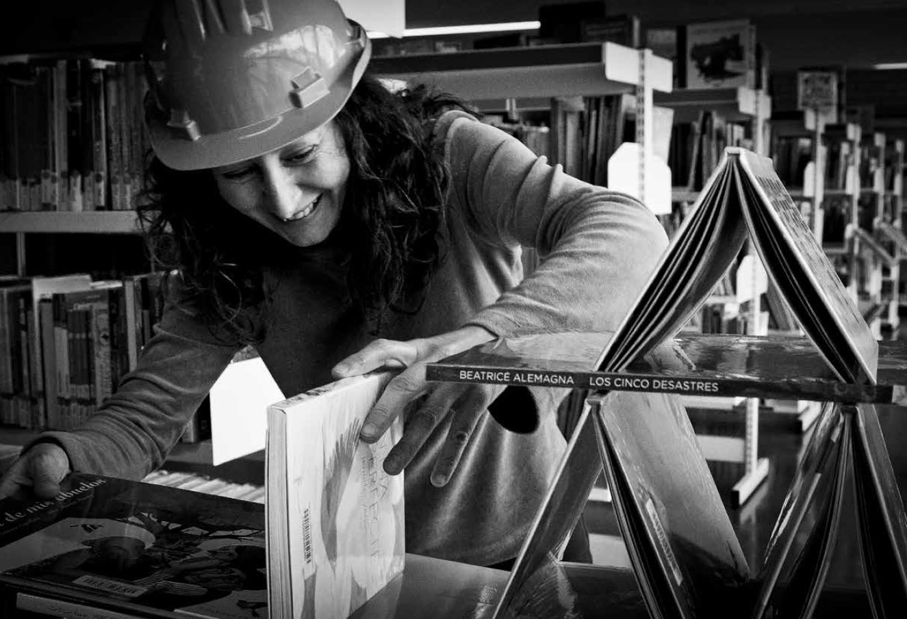 En la oficina del editor. Apuntes técnicas y reflexiones. Publicaciones Pantalia, Gestiones Culturales