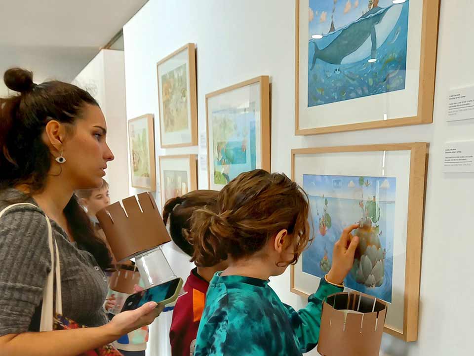 Exposición La Nave de los Necios. Salón Cordoba. Pantalia Exposición La Nave de los Necios. Salón Cordoba. Pantalia