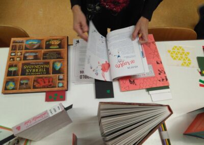 ¡Libro a la vista! Divulgación, publicaciones. Pantalia Gestiones Culturales